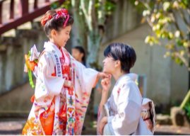 神社なのにファミリーで楽しめる！？諏訪神社まわりの魅力