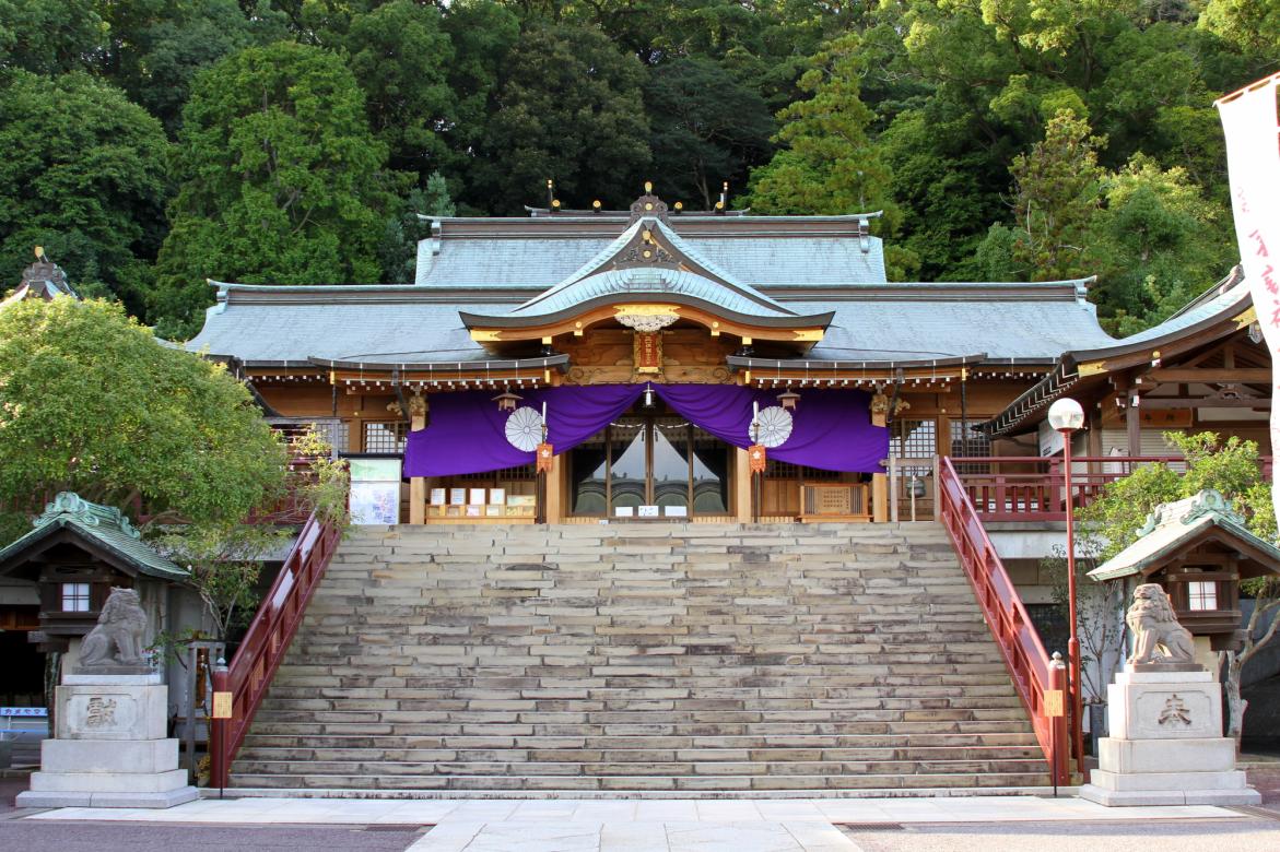 One-pillar torii gate (Sanno Shrine) | Spots | Nagasaki City official ...